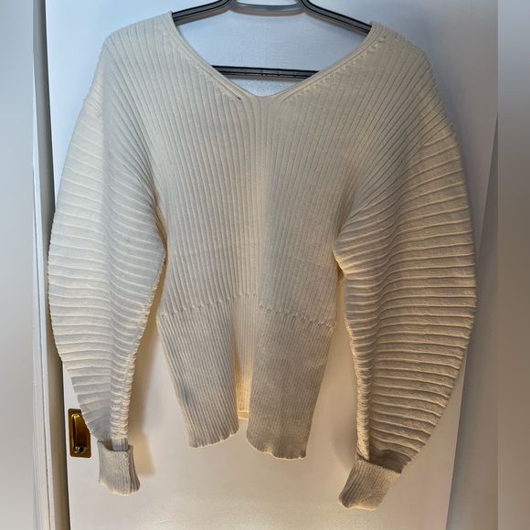 EXPRESS Balloon Sleeved Ribbed Sweater - Picture 5 of 5
